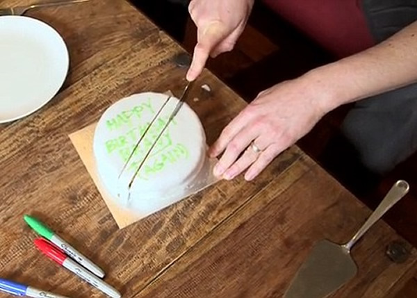 ����˹�ƴ��м���ƽ���ߣ�ʣ�µĵ�����ܡ��ϲ����Ա������ʡ�