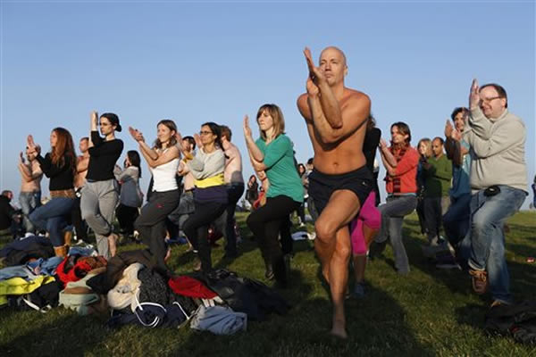 ���ڼ������٤