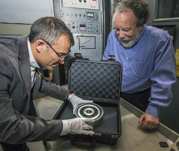 ��ѧ������һ����ϵͳ֤ʵԤ�������ĺ������Ƿ���������ĵ�ͷ