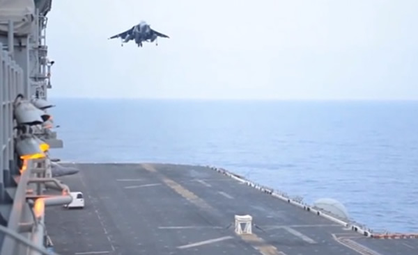 ս��׼�����䣬�װ��Ϸ���һ�����ӡ�