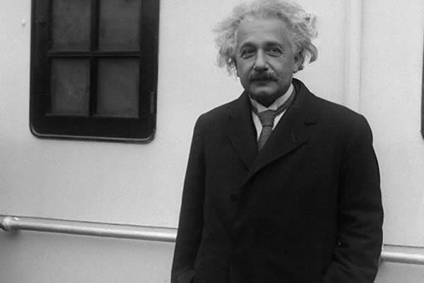 ����˹̹���������Ϊ������û���κ�������ٶ��ܹ��������٣�����Ϊÿ��299791����