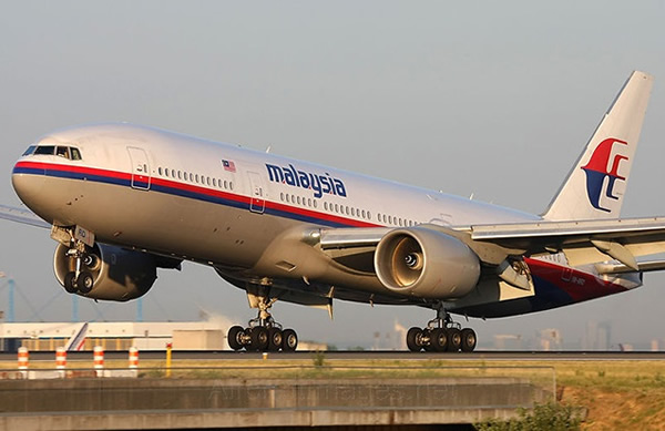 报道指失踪客机(图)的卫星数据组件曾神秘停电,疑有人刻意造成以避过雷达。