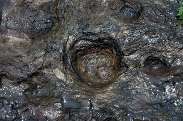 �ߴ�ɽ�һ��Ķϴ�����չ��