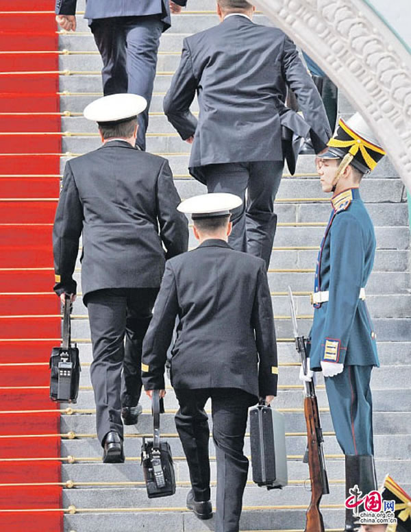 䡱ɽͳĺЯһԴڸǷķɯ