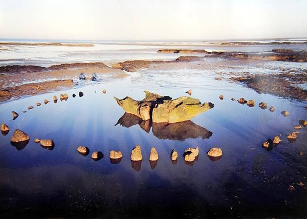 英国诺威奇海岸发现第二个青铜器时代遗址——水下巨石阵”