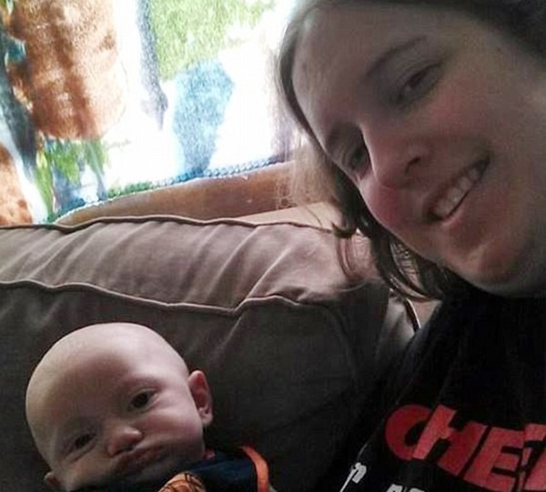 �����ܵ��������Ϊ�ж���ͼΪ�������Ӻ��ա�