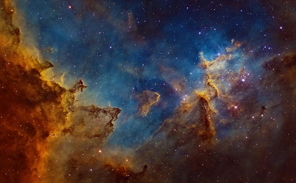 英国格林尼治天文台和《BBC夜空》杂志联合举办的第6届天文摄影大赛的震撼作品