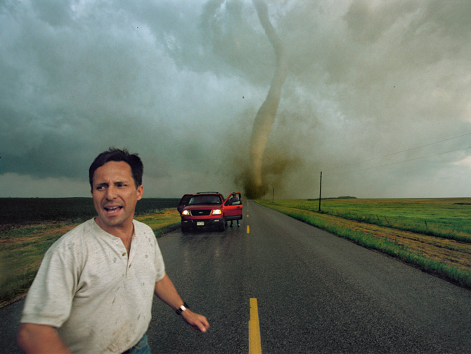 2003꣬ķ‧˹ŶӲִٽһӰķϴݵ​​һ·ϡԵоƽǶ