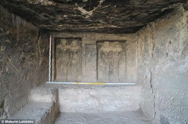 埃及开罗古墓中发现4300年前壁画