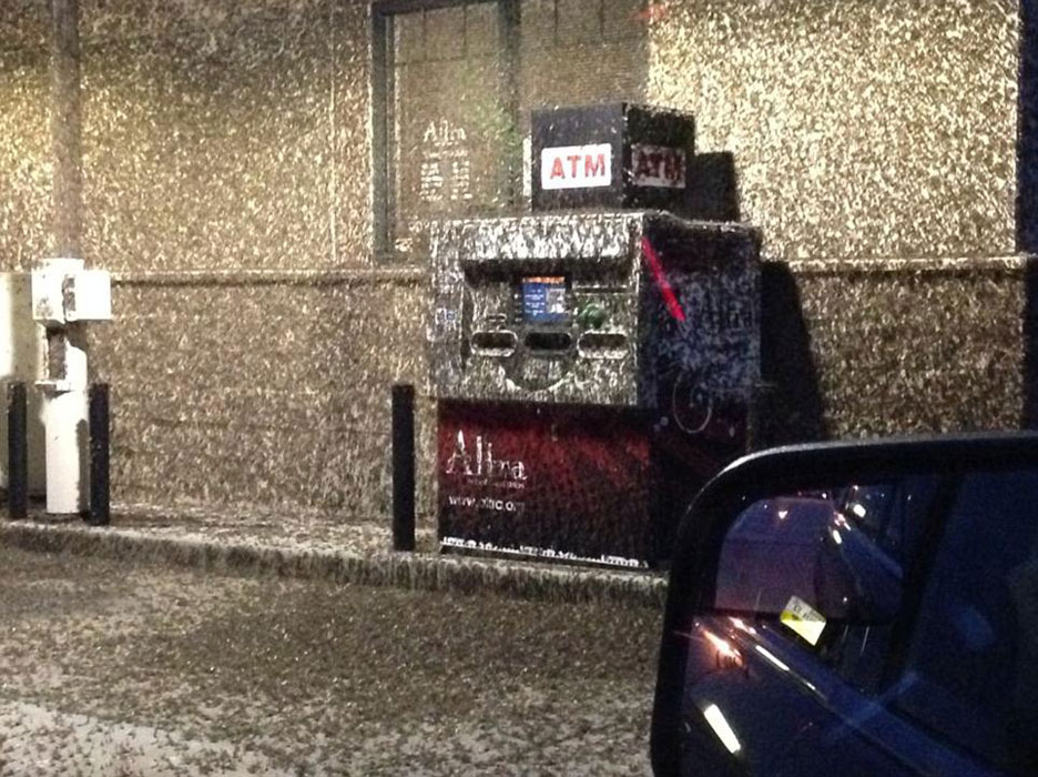 �����������Ⱥ����򱬷����ģ������������