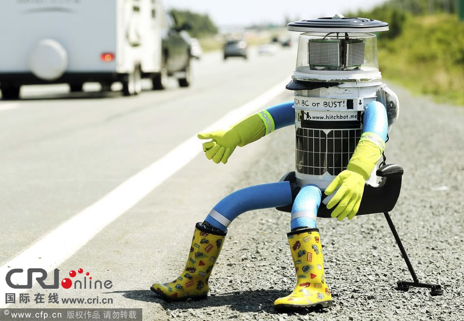 ô˻hitchBOT·߽˳糵