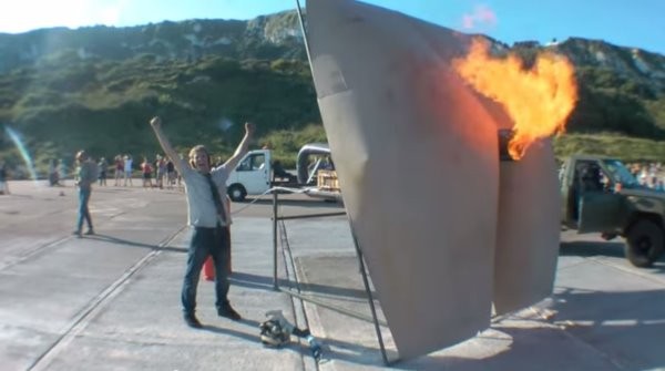 Ӣ�����ӷ�������ƨ���� ����Ӣ������Ͽ�Է�������һ��