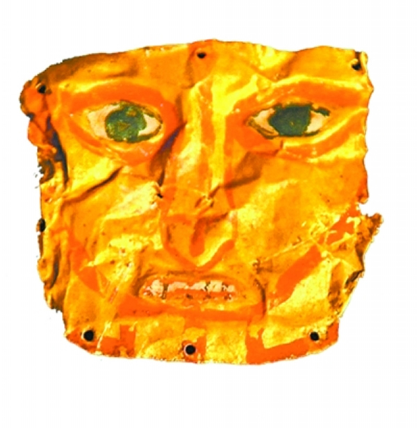 故如甲木墓地出土的黄金面具