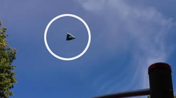 神秘三角形飞行器出现在德国卡赛尔市上空