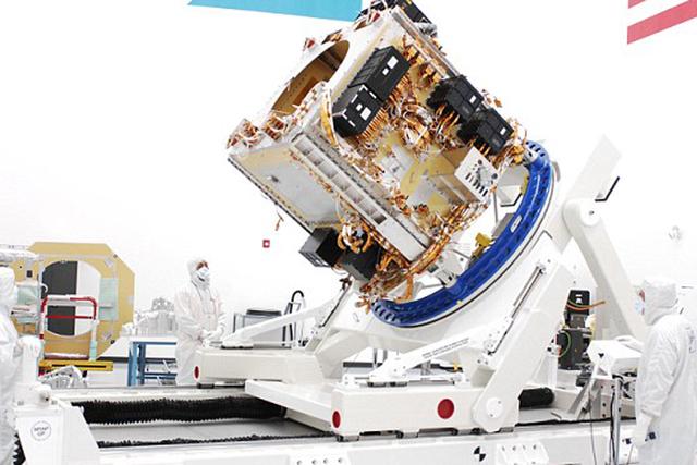 �ȸ������Եع۲�����WorldView-3���ɷֱ�31��������