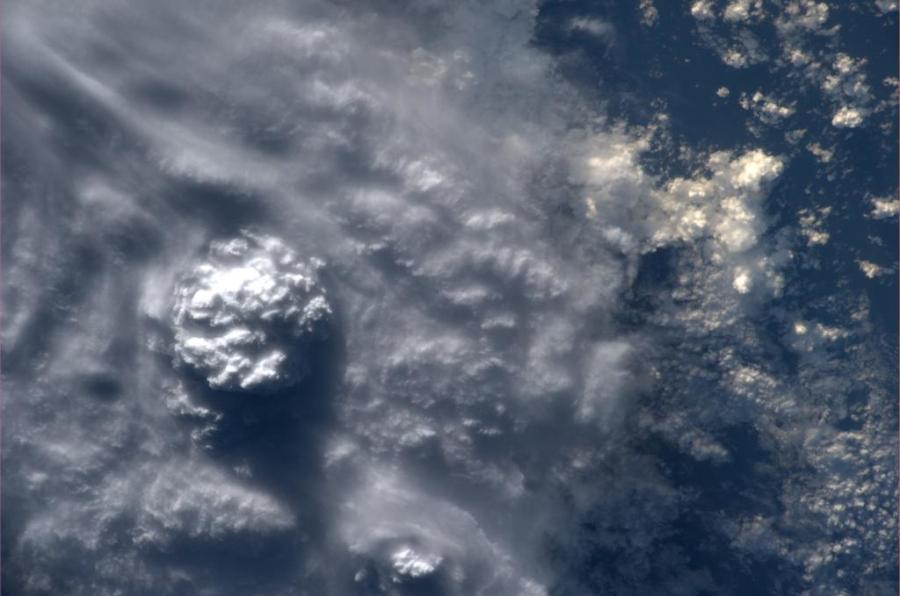 ���ʿռ�վ�У������ϡ�������ӿ����