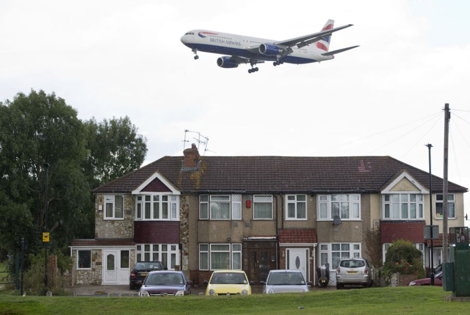 Ӣ�����������ֵĵط����׶غ���˹����ÿ������ɻ��ͷ��ӹ�