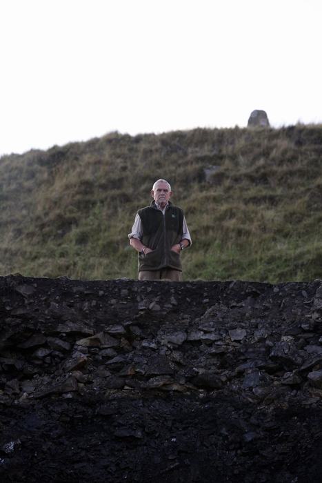 Ӣ����ѧ��ʦ���Իؼ�;�з���·�ϳ��־������