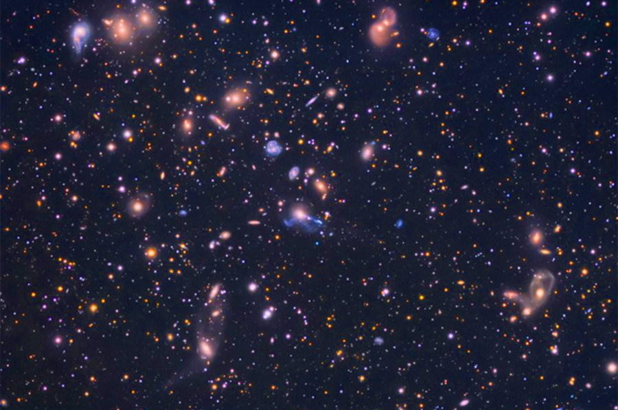 最小、最古老的星系