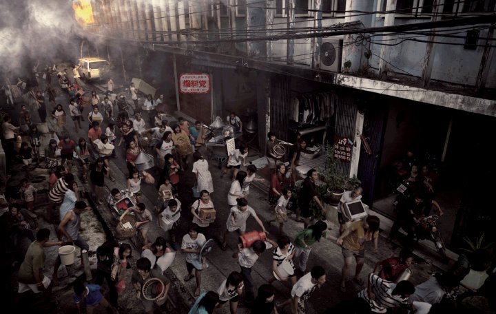 2.�ɽֵ�һ�ҹŵ걻�˷Ż����ǻ�����������Ѱ��ġ���Ƭ��һ�������ɷ�����Ӱ�������ø߳���ע�������ж��������ҳ�����