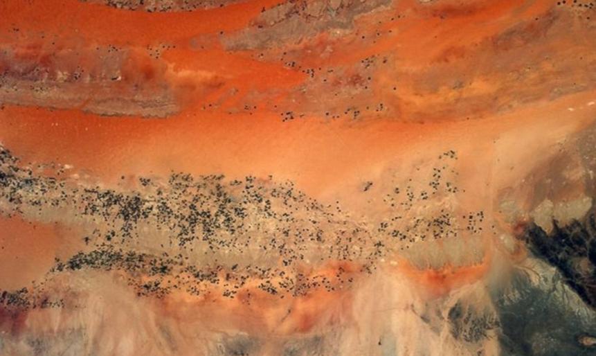 �Ա�ڹ��ʿռ�վ�������������ɳĮ