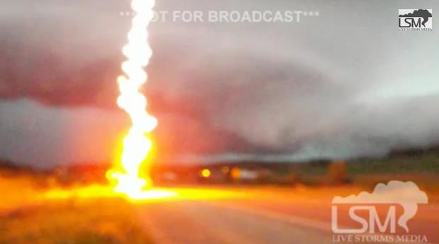 �����¿���˹��һ�Ը�����׷��籩�Ĺ����б���������Ҵ�