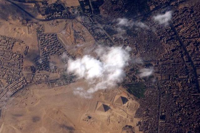 �Ա�ӹ��ʿռ�վ�����㵽�ļ���������Ⱥ