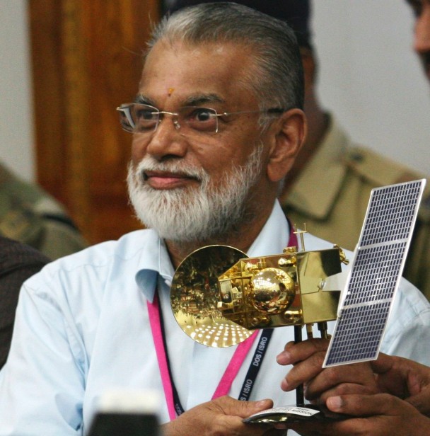 ӡ��̫���о���֯��ϯչʾMOMģ��