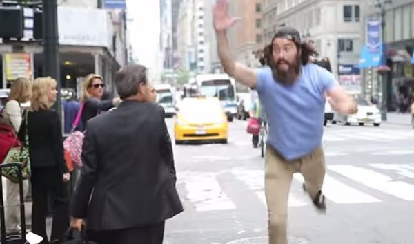 ��λ���忴�������Ǻ�����ˡ�High five�����԰���������