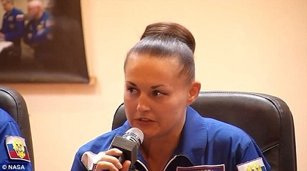 俄罗斯女宇航员叶琳娜•谢罗娃