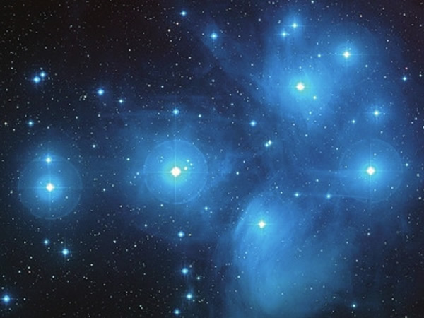 昴星团,又称七姊妹星团,正在引起距离测量上的麻烦。