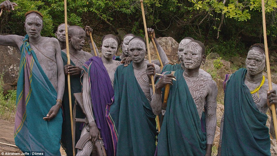 �����������ϲ�ƫԶɽ���з��֡�������󴽵�Ů�ˡ�