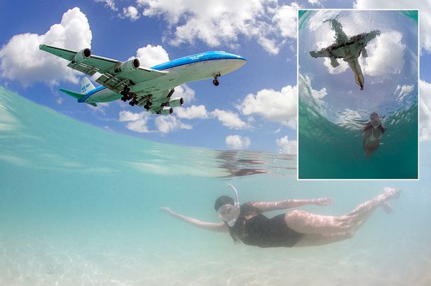 巴西摄影师海中抓拍大型喷气式飞机低空掠过头顶瞬间