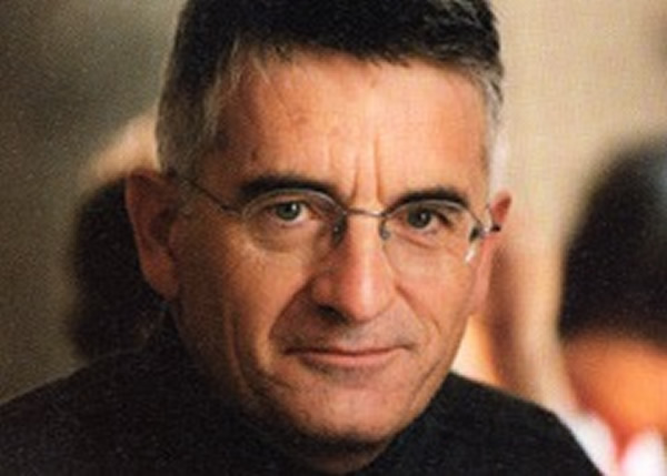 蒂罗勒与同僚拉丰特(图)携手研究监管理论