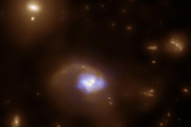 研究发现在宇宙大约12亿岁时就出现超大质量黑洞