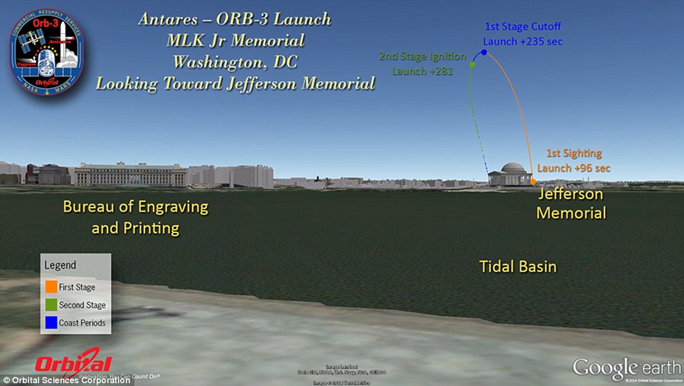 美国轨道科学公司的“天鹅座”飞船在点火后不久发生爆炸