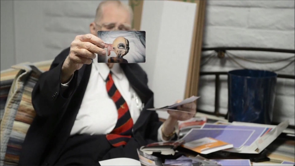 �������ϣ��������˾ǰ��������ǰ�ع���������Ƭ��18������������51������