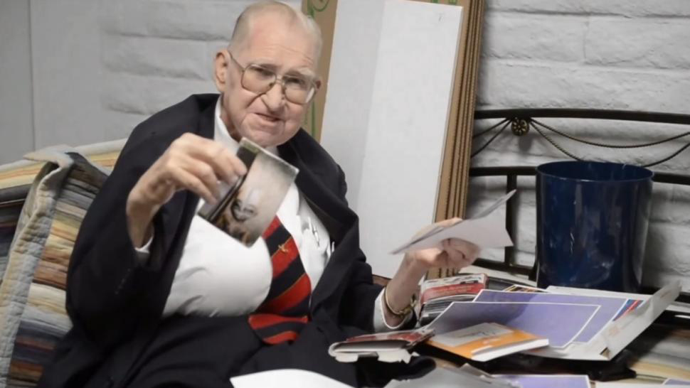 �������ϣ��������˾ǰ��������ǰ�ع���������Ƭ��18������������51������