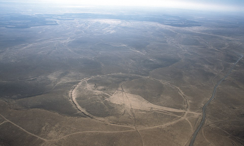 ͼ��ΪJ1��ʯȦ��λ�ں�־��·��ɳĮ���ٹ�·����4���ﴦ��