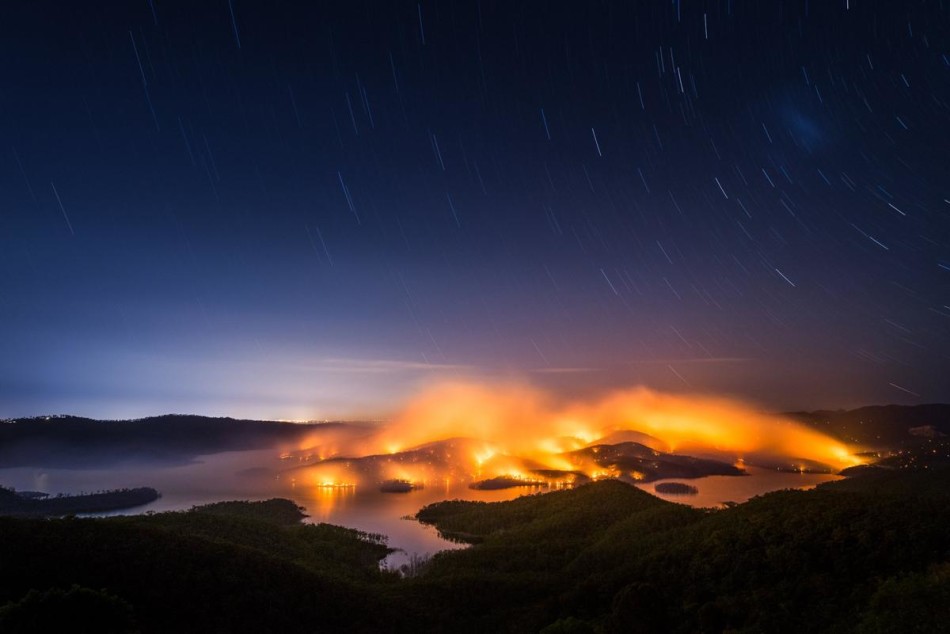 һ�����ϣ���ר���������׳�������ӡ����ҵִ�ɽ��ʱ��׳�ۡ�������ҹ���Ѿ�չ�������ǵ���ǰ������ȼ�յĻ���������г���ʵ������ǹ����Ӧ����Ӱʦ������-����