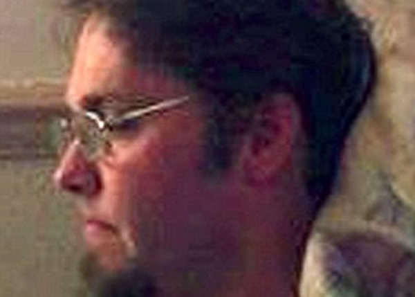 格里纳韦(图)疑误触含剧毒的紫色乌头属植物,中毒身亡。