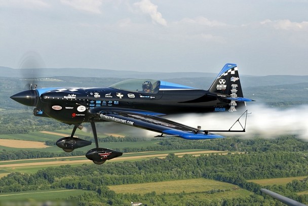 霍兰特的座驾MXS-RH。