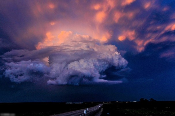 此照片是希金斯于去年在堪萨斯州拍摄。