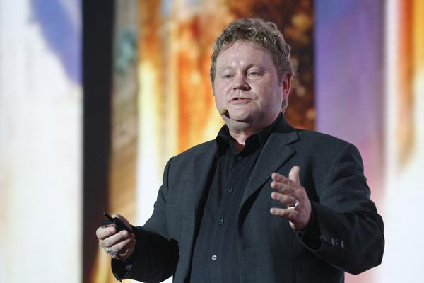 Bob Richards分享他对于人类未来探索太空的想法