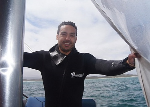 拍片者为加拿大游客斯图尔特