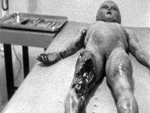 ͼ����1995��������Ƭ����1947�ꡰ��˹Τ��UFO�¼�����������ģ����