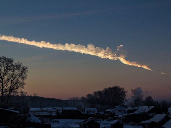 科学家发现太空陨石进入地球事件并不是随机的