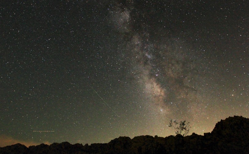 一个遥远星系可以帮助解释宇宙中的恒星为何没有预期的多
