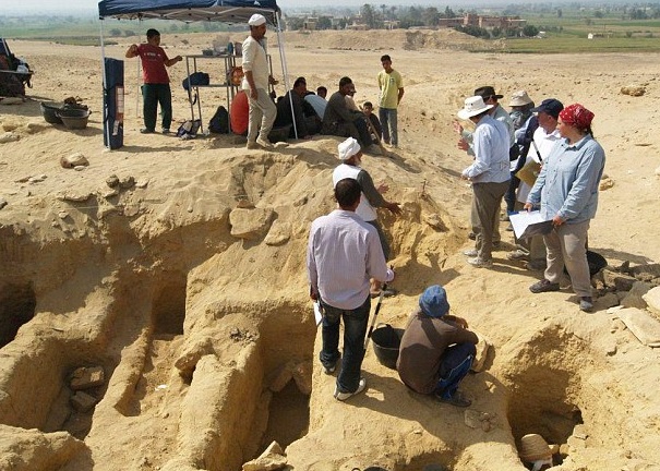 这些木乃伊相信是在约1500年前下葬