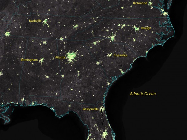 太空鸟瞰美国圣诞灯光